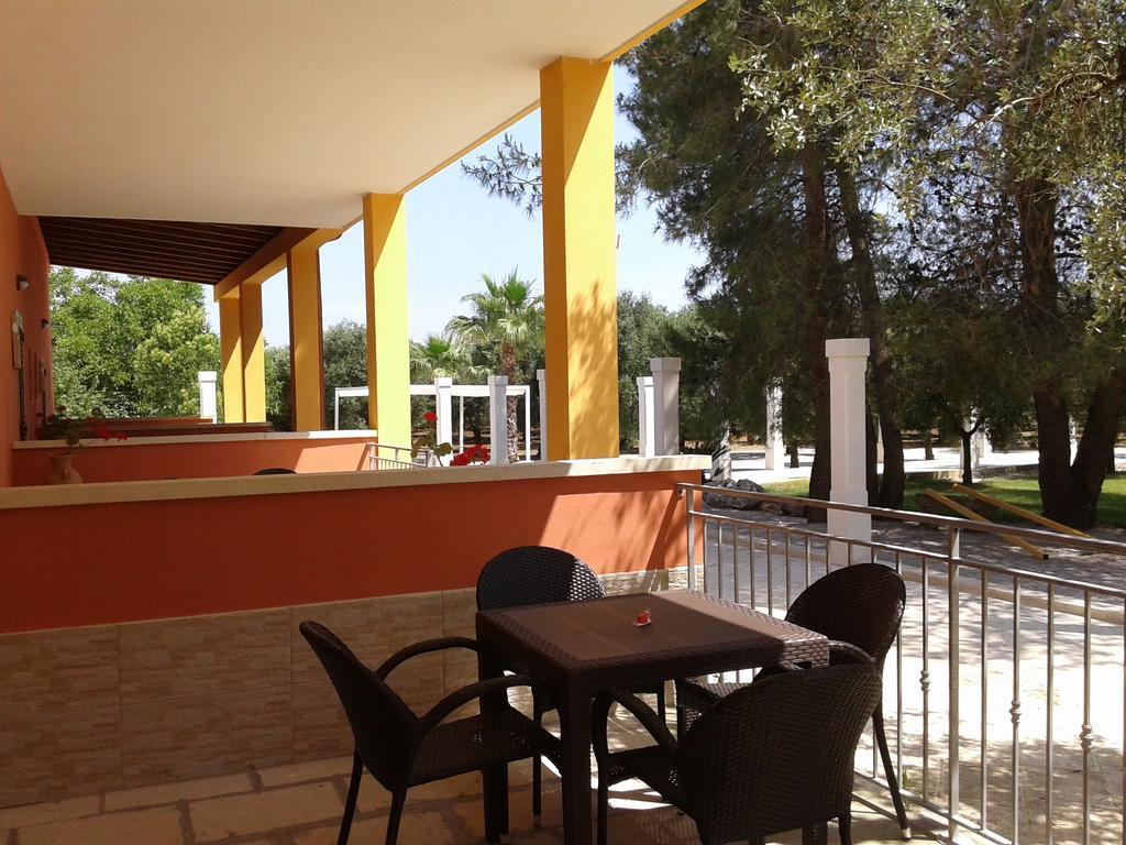 Tenuta La Spezia Carpignano Salentino Exterior photo
